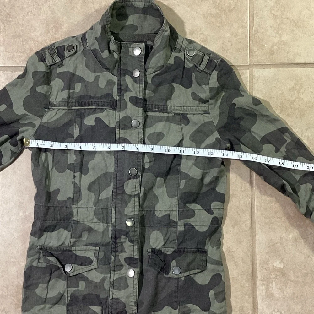 White Fawn Green Camo Lightweight Zippered Utility Jacket G…